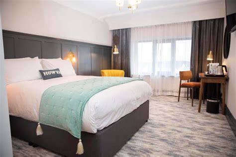 eris arms hotel|Geesala: Erris Coast Hotel .